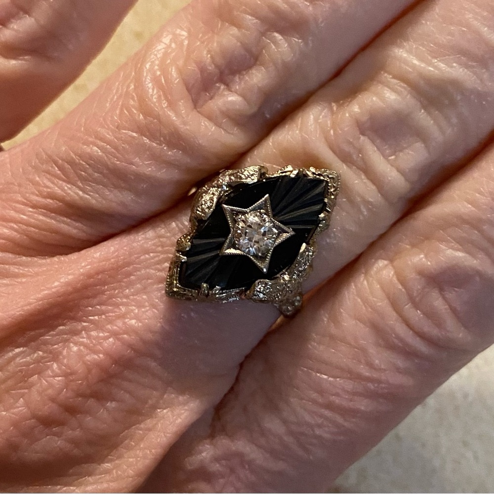 Vintage 14 kt White Gold Onyx Diamond Ring STUNNING❣️🖤